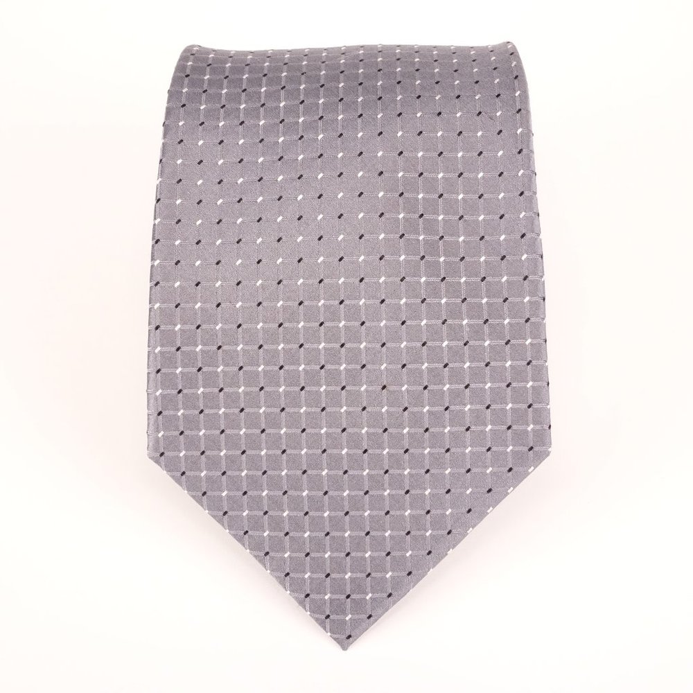 Geoffrey BeeneHandmade 100% Silk Necktie Silver